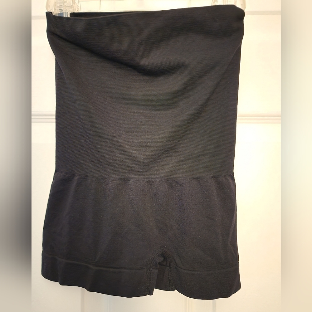 New Without Tags Heavenly Shapewear Black Shaping Spandex Shorts Size Medium